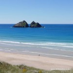 The iconic Gull Rocks just off Holywell Bay beach in North Cornwall